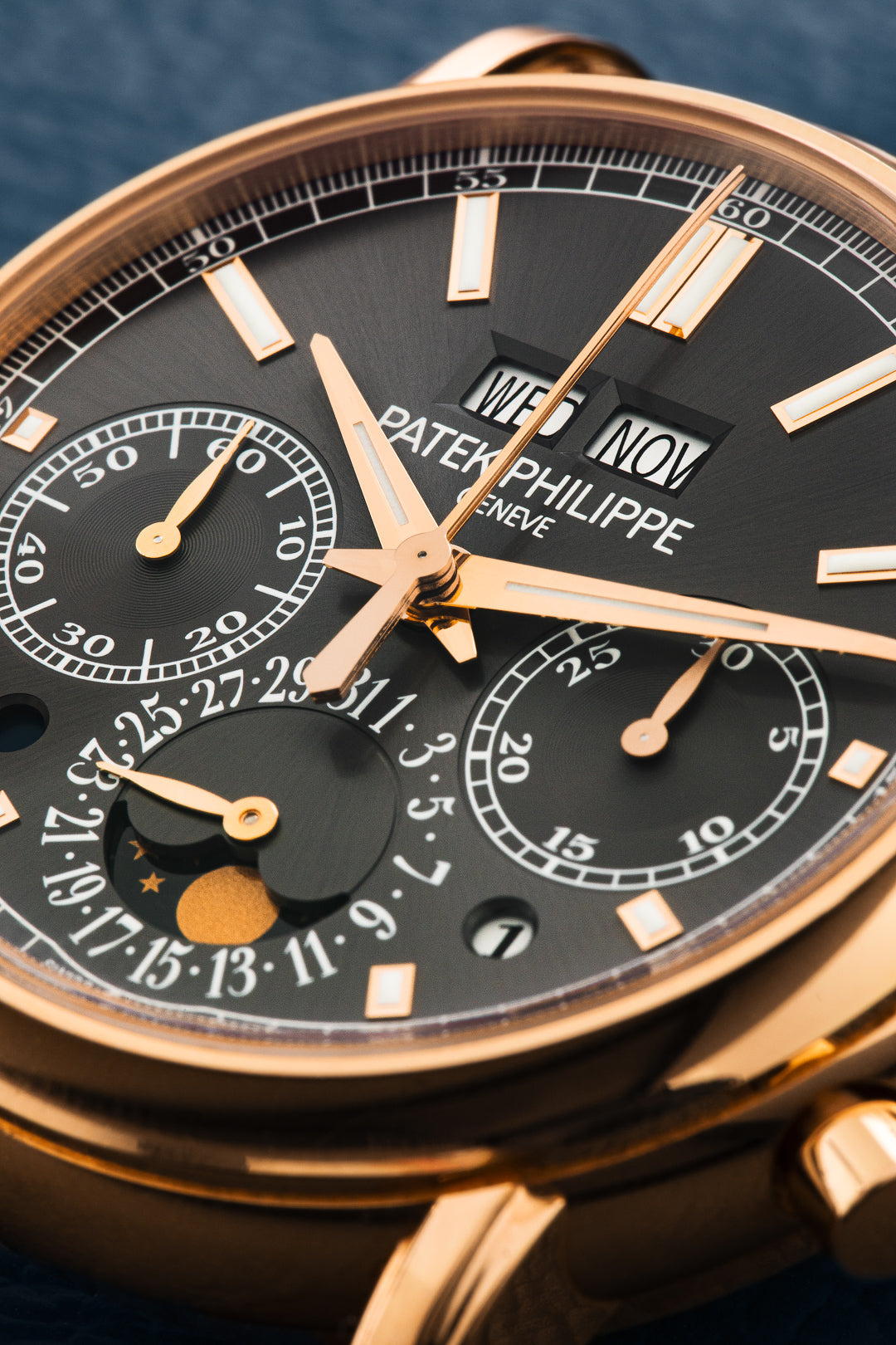 Perpetual Calendar Chronograph 5204R-001