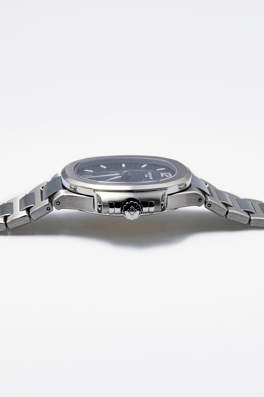 Ladies' Nautilus Stainless Steel Automatic Blue Dial 7118/1A-001