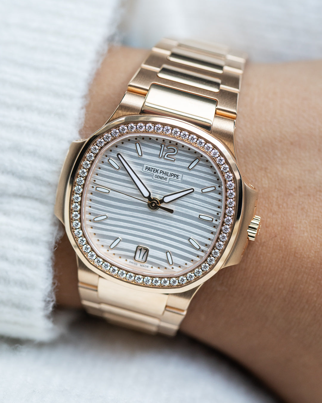 Patek Philippe Rose Gold Ladies&#39; Nautilus 7118/1200R-001